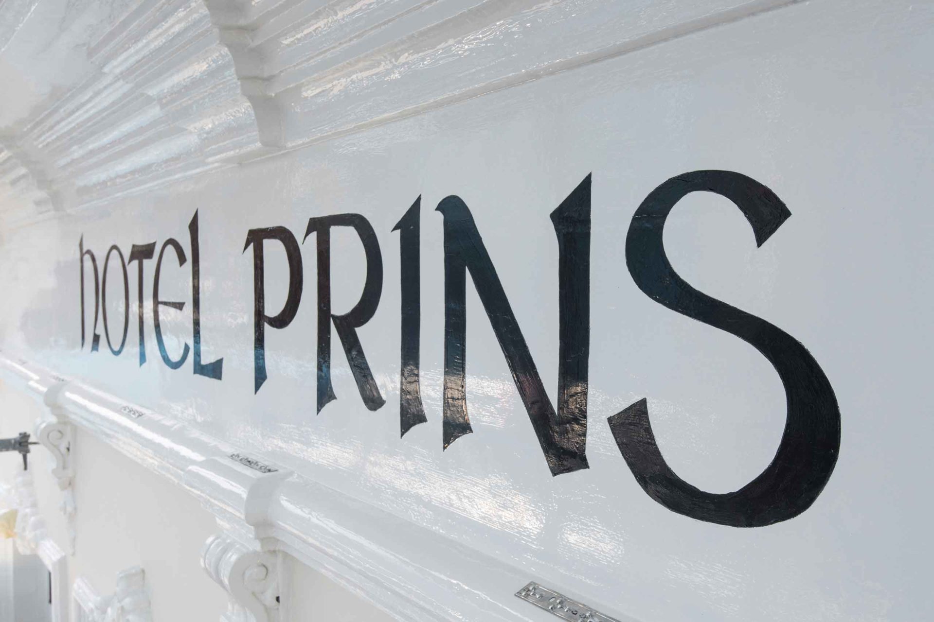 Gevel aan de Prins Hendrikkade